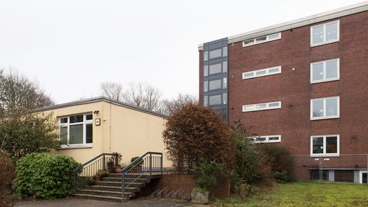 Blick auf das Wohnhaus am Hummelsbüttler Weg 86