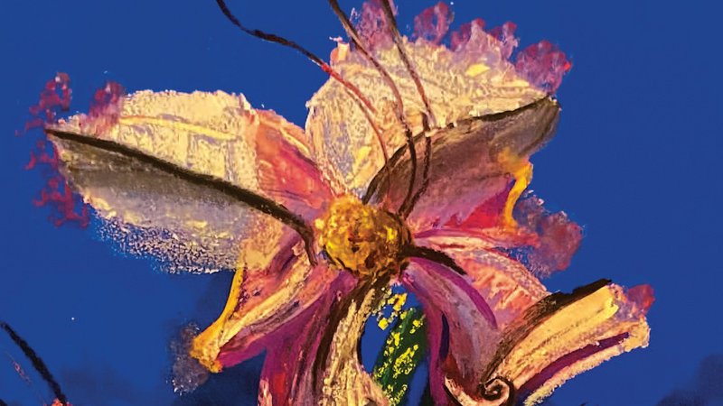 KiT_Surreale_Blumenbilder Gemälde einer gelb-orangefarbenen Blüte vor blauem Hintergrund